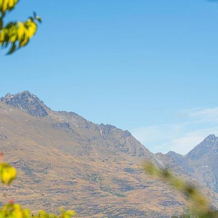 Picture Perfect - Queenstown Holiday Home Экстерьер фото