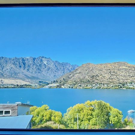 Picture Perfect - Queenstown Holiday Home Экстерьер фото