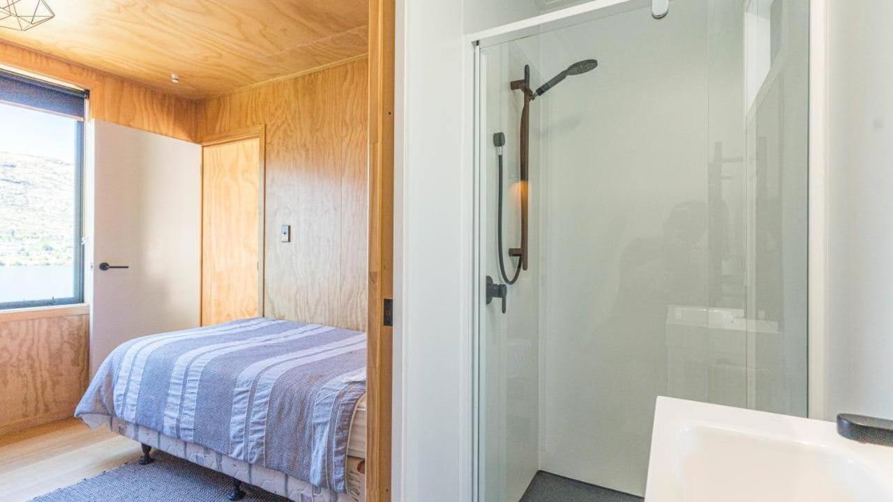 Picture Perfect - Queenstown Holiday Home Экстерьер фото